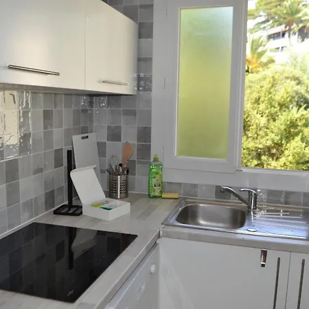 Studio Longbeach Apartment
